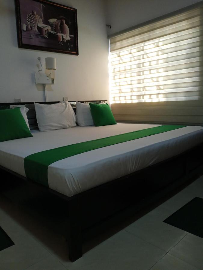 Hgl Guest House Ист-Легон Экстерьер фото